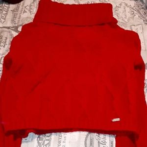 Turtle neck Hollister sweater